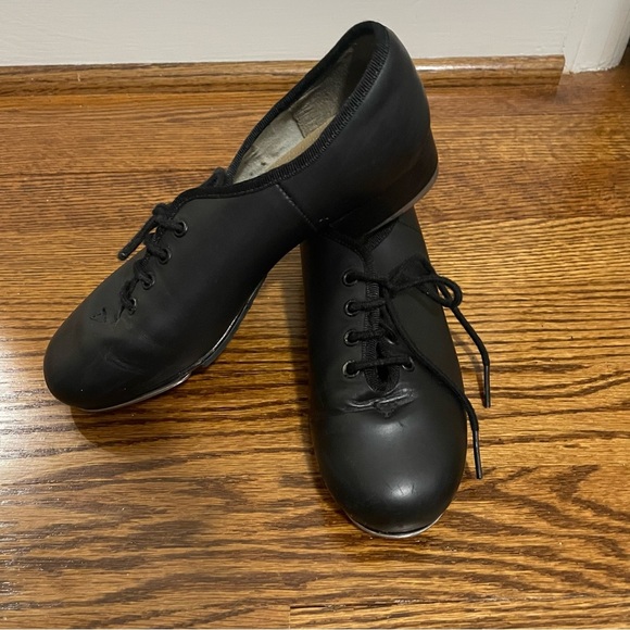 Capezio Kids Black Tap Shoes Classic Leather Design CG55 Size 4 1/2 M - Picture 1 of 6